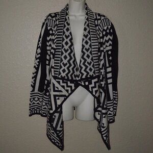 Sz S/M ii Sisters 2 Black Tan Southwestern Tribal Print Open Front Cardigan